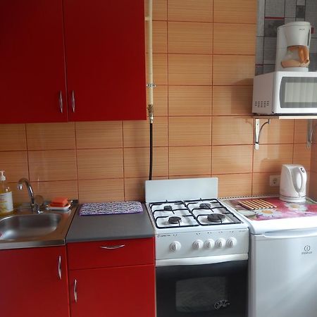 Apartment On Novo-Roslavlskaya 4 Смоленск Екстериор снимка