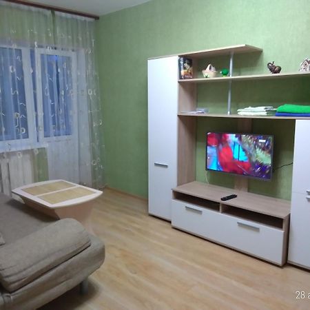 Apartment On Novo-Roslavlskaya 4 Смоленск Екстериор снимка