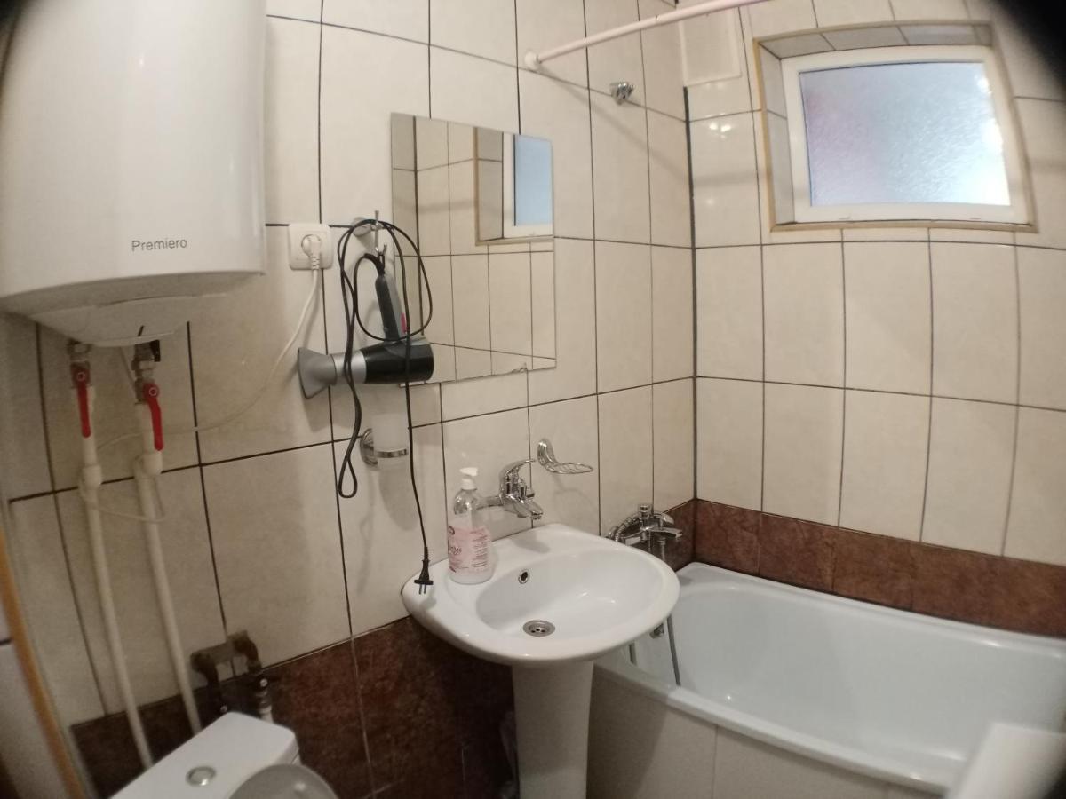 Apartment On Novo-Roslavlskaya 4 Смоленск Екстериор снимка